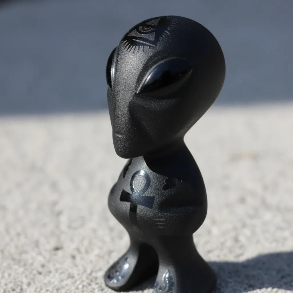 Figura Alien Obsidiana Negra Grabado Artesanal Protección Grabado 1