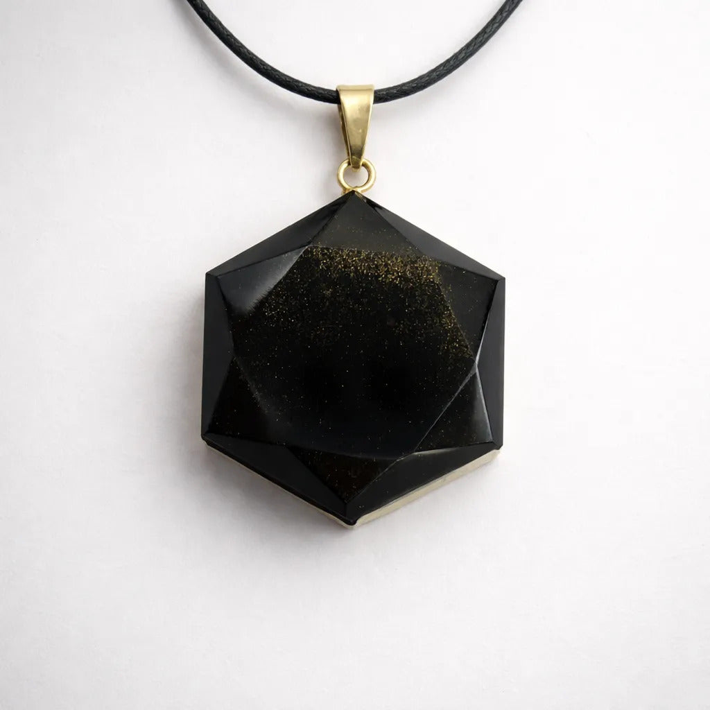 Dije Prisma Hexagonal Obsidiana Dorada 4 Cm Protección