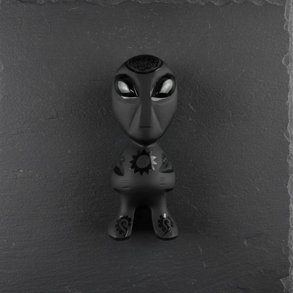 Figura Alien Obsidiana Negra Grabado Artesanal Protección Grabado 2